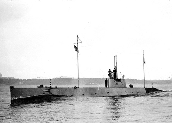 Submarine CC2 enroute from Seattle to Esquimalt.